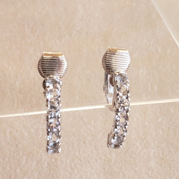 Vintage Rhinestone Clip-on Earrings Silvertone Mounting Birthday Engagement Gift - Picture 4 of 6